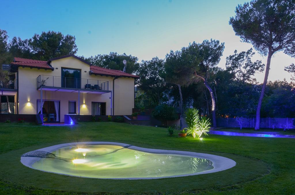 B&B Dodici Lune Marina dʼMarina dʼAndora Bagian luar foto